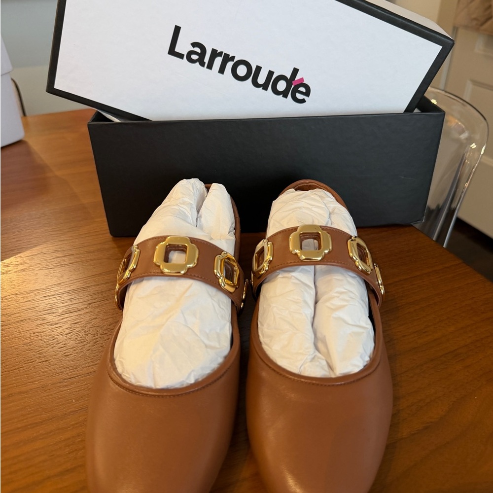 Larroude Milan Ballet Flats in Caramel Leather Size
